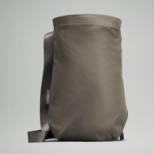 lululemon athletica Gray Sage water bottle bag new without tag
